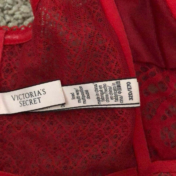 Victoria Secret Red Padded Lace Crop Top - Picture 2 of 3